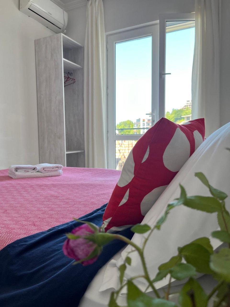 Guest House Junona マヒンジャウリ エクステリア 写真